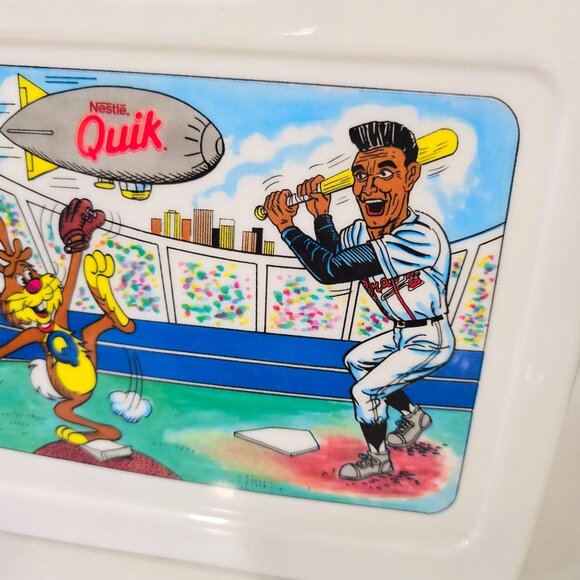 NESTLE QUIK Vintage White ATLANTA BRAVES & Quick Bunny PLASTIC LUNCH BOX 80s 90s - Picture 4 of 5